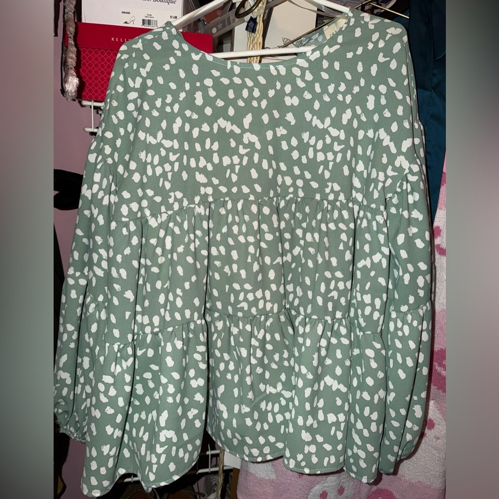 Green and White Patterned Women's Top